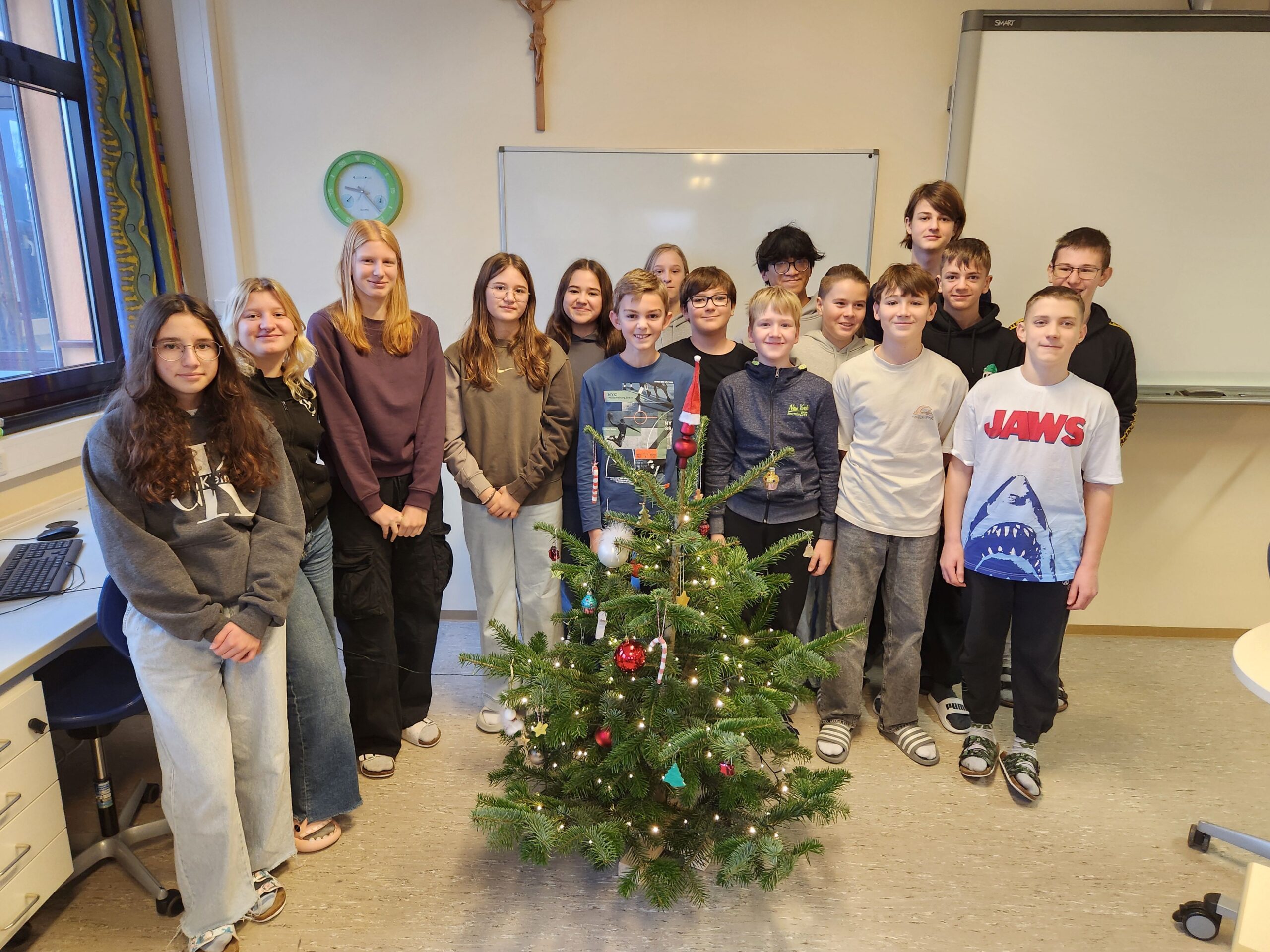 Du betrachtest gerade Christbaum in der 3b Klasse