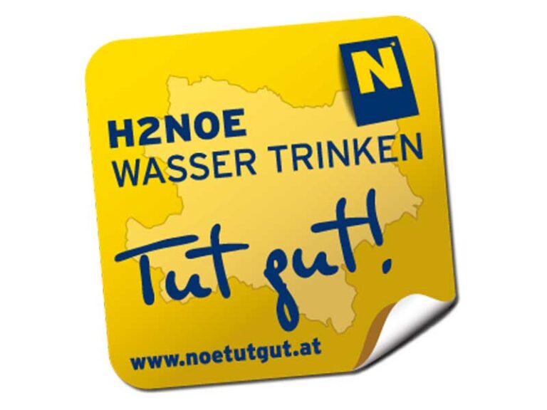 Auf dem Weg zur Wasserschule!